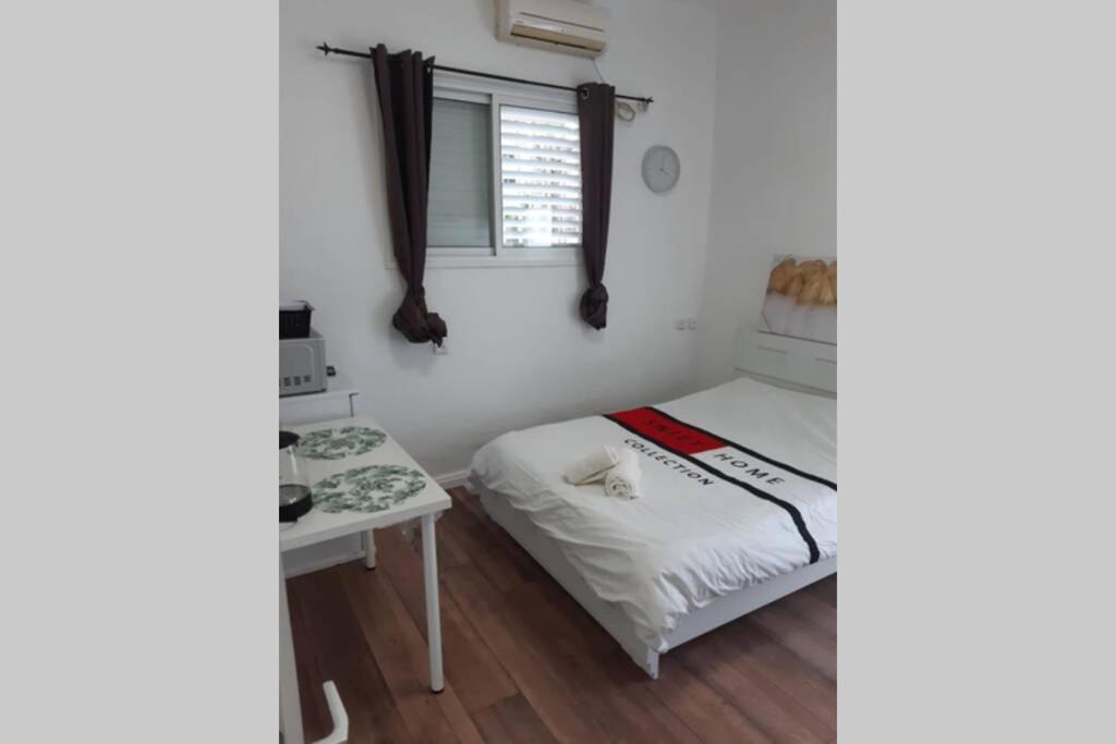 Magnifique Studio avec grande terasse à Tel Aviv Appartamento Esterno foto