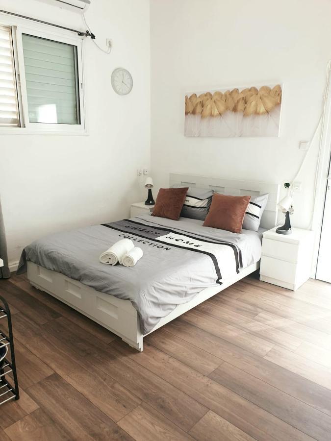 Magnifique Studio avec grande terasse à Tel Aviv Appartamento Esterno foto