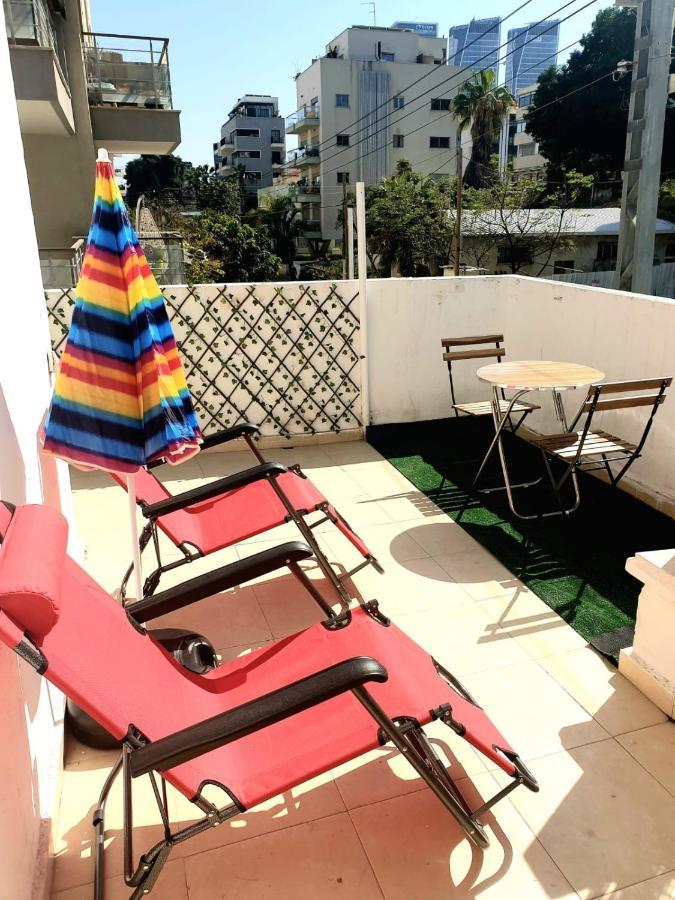 Magnifique Studio avec grande terasse à Tel Aviv Appartamento Esterno foto